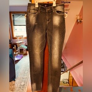 brand new jeans size 7